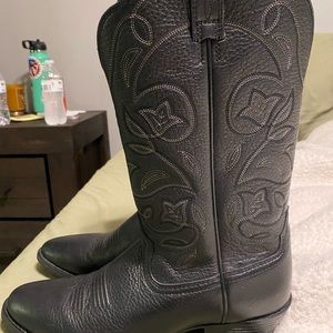 Women’s boots